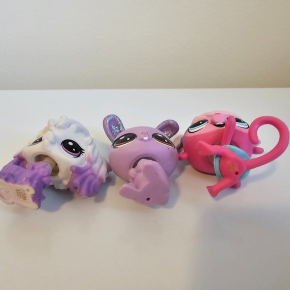 Hasbro Littlest Pet Shop Lot #4-172 Komondor Dog #2-S16 Rabbit #137 Minka Mark - Picture 5 of 5